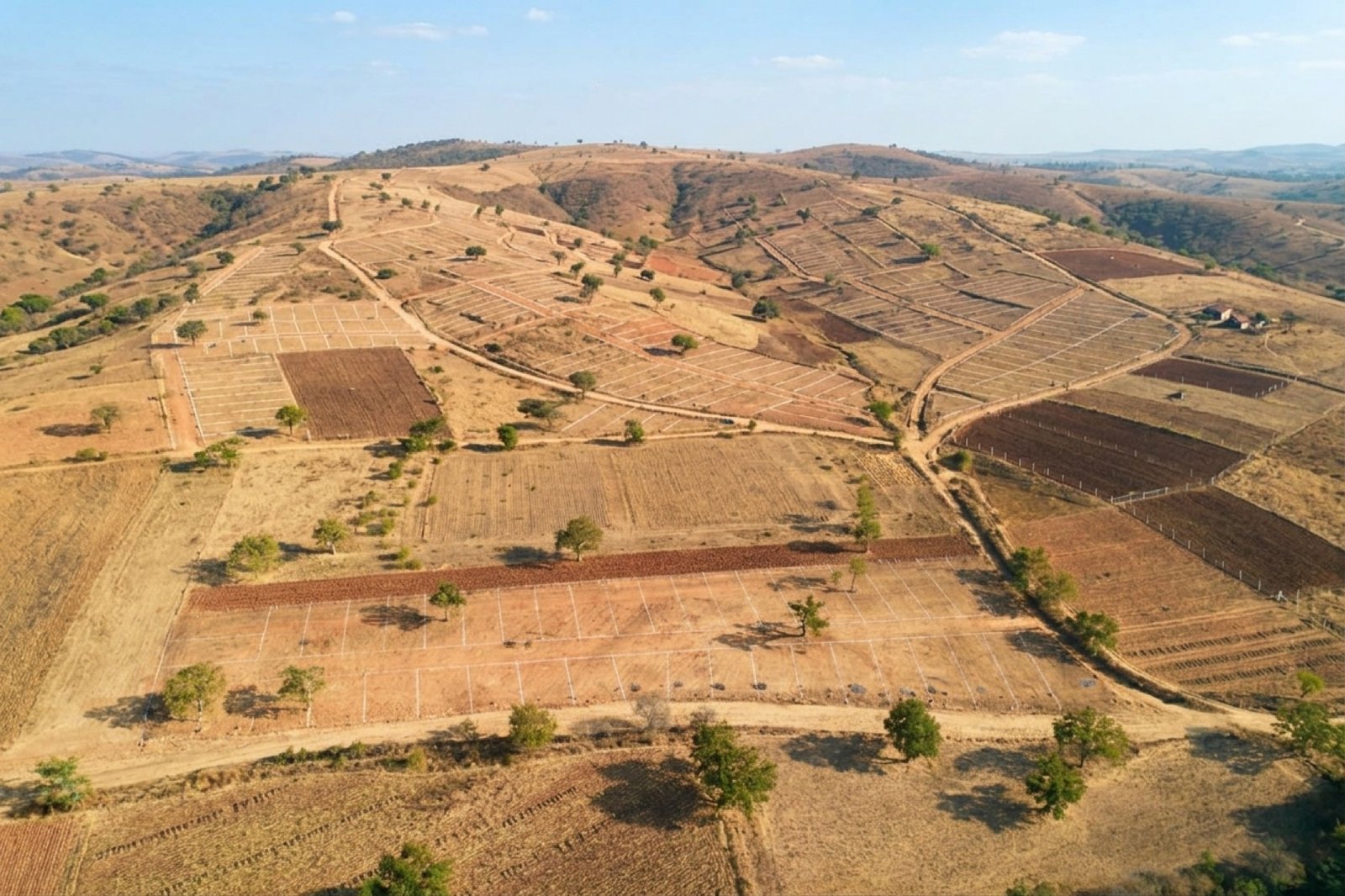 Terreno del cerro de Colina subdividido en lotes, listo para vender